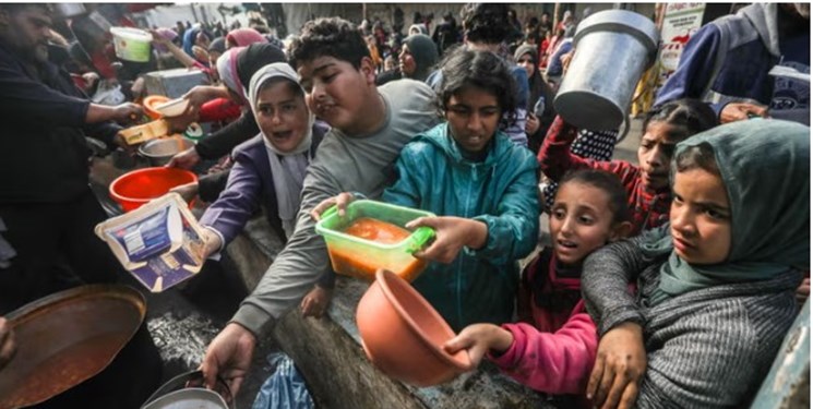 هاآرتص: اسرائیل از سلاح گرسنگی برای کشتار غیرنظامیان در غزه استفاده می‌کند